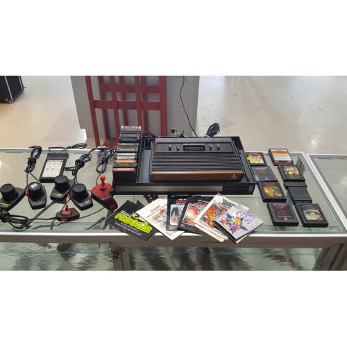 Atari 2600 Game System with 22 Games