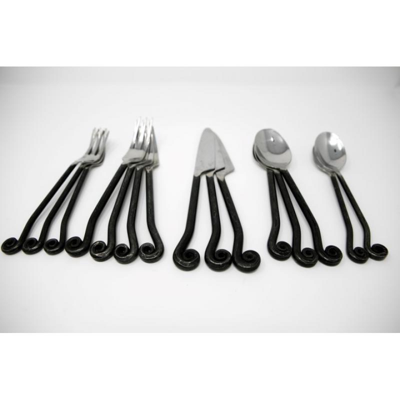 GOURMET SELECTION GS TREBLE CLEF 14 PIECE LOT STAINLESS FLATWARE